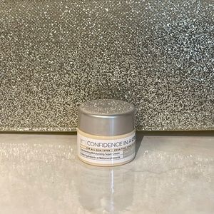 5 for $25 item🌺 Mini It Cosmetics Confidence in a Cream Moisturizer